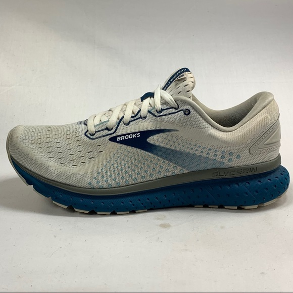 shoes basketball players wear